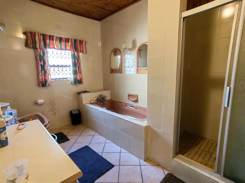 4 Bedroom Property for Sale in Prince Alfred Hamlet Western Cape